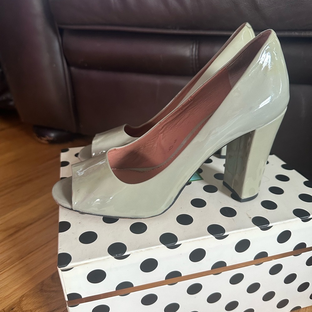 Elegant Women's Peep-Toe Heels